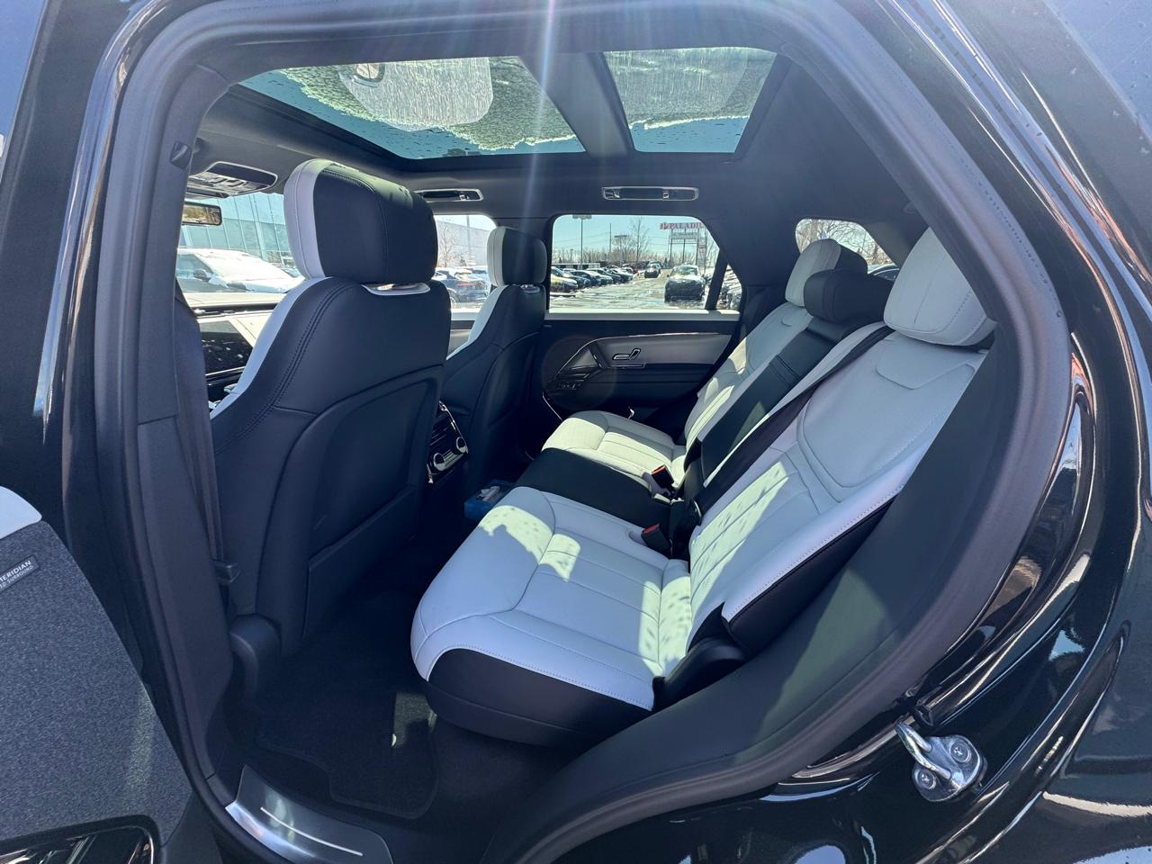 لاند روفر Rang Rover Sport HSE 2025