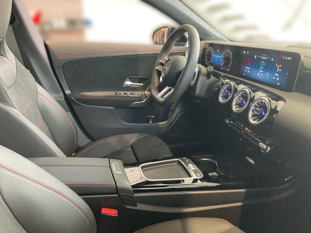 مرسيدس CLA 180 2024 مرسيدس CLA 180 2024