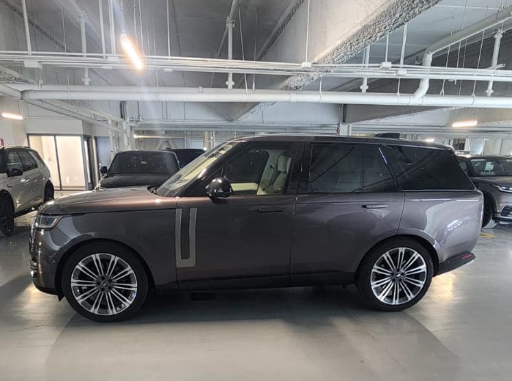 Land-Rover Rang Rover Vogue SE 2023