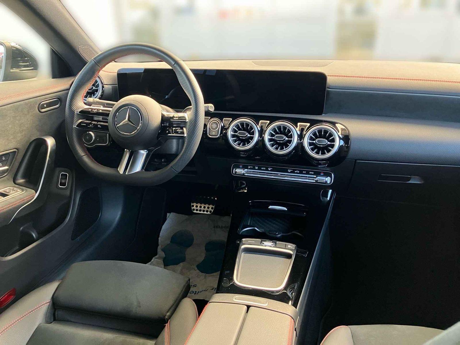 مرسيدس CLA 200 2024 مرسيدس CLA 200 2024