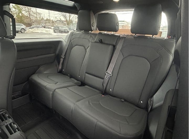 Land-Rover Defender 90 X-Dynamic S 2025