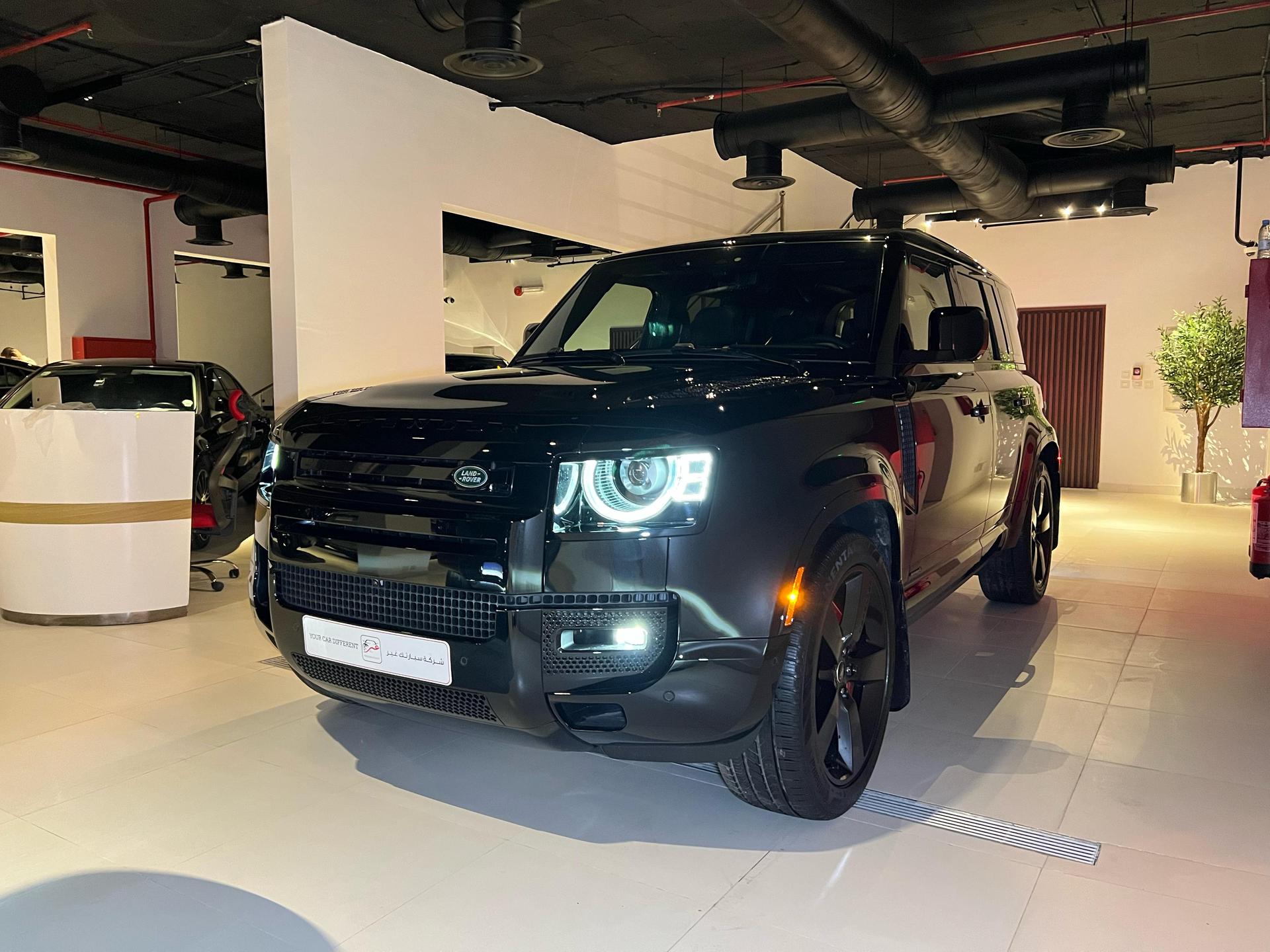 لاند روفر Defender X 2025 لاند روفر Defender X 2025
