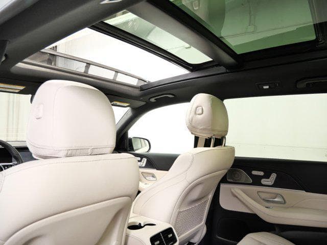 مرسيدس GLS 580 2023 مرسيدس GLS 580 2023