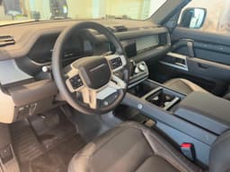 لاند روفر Defender 110 S 2024 لاند روفر Defender 110 S 2024