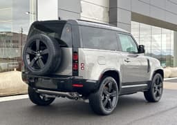 Land-Rover Defender 90 X-Dynamic S 2025