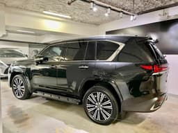 Lexus LX 600 Luxury 2023