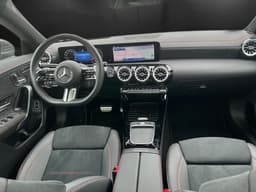 Mercedes-Benz CLA 200 2024 Mercedes-Benz CLA 200 2024